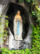 La grotte de Lourdes